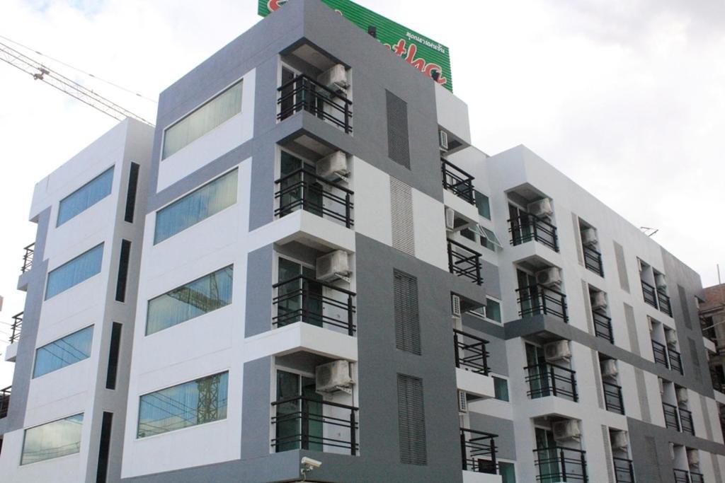 Sukontha Mansion Nakhon Pathom Exterior foto